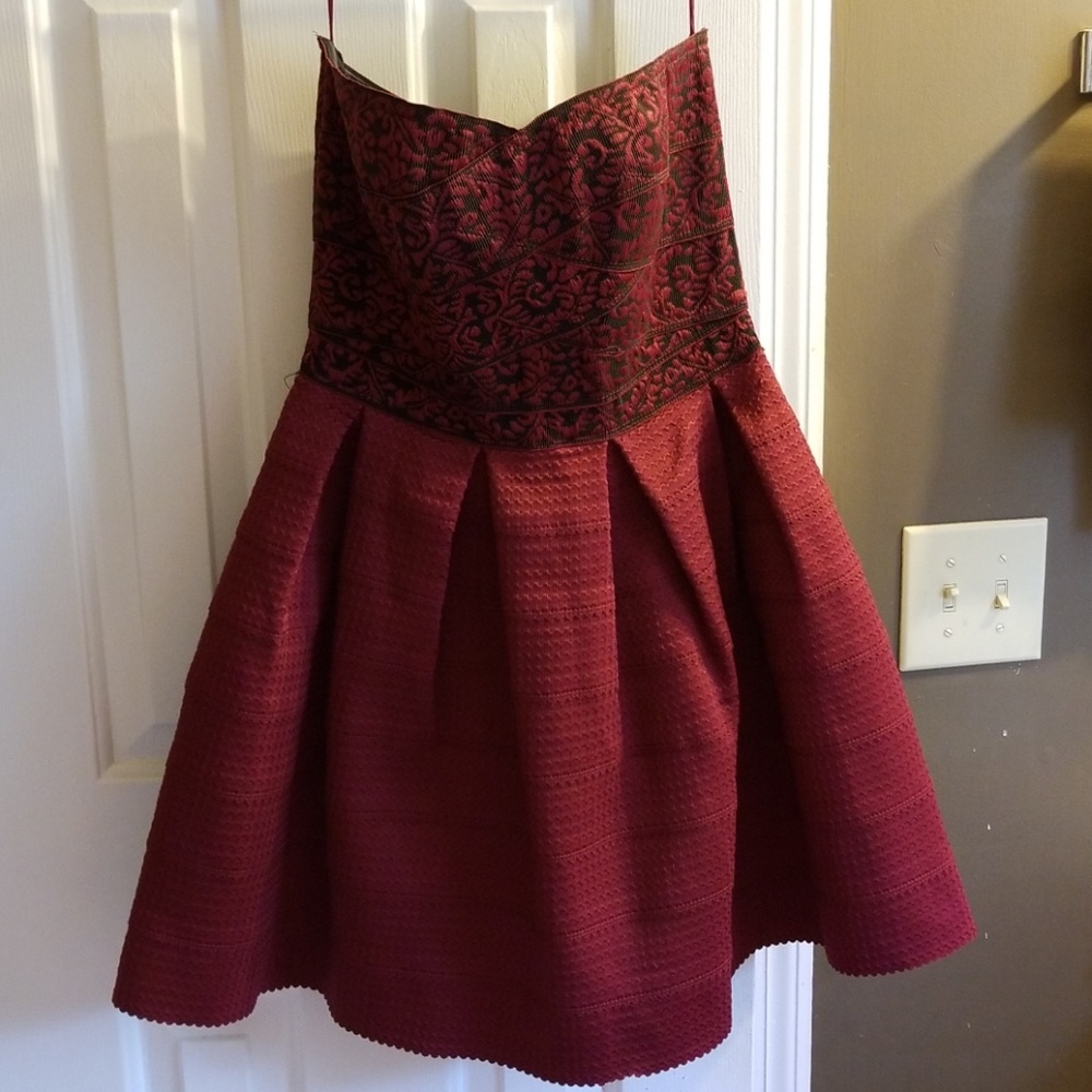 Gorgeous Maroon and Black Strapless Dress